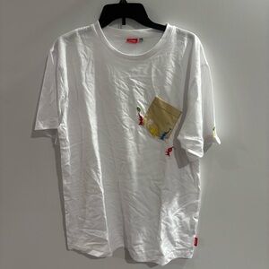 Size large NWOT official Nintendo Japan store White cotton t-shirt